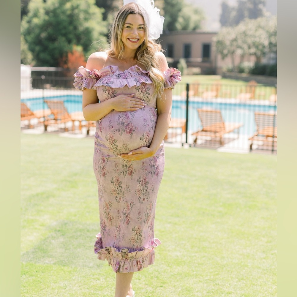 V. Chapman Lilac Dress – Baby Shower / Bridal / Bump-Friendly Midi (Sz 4)